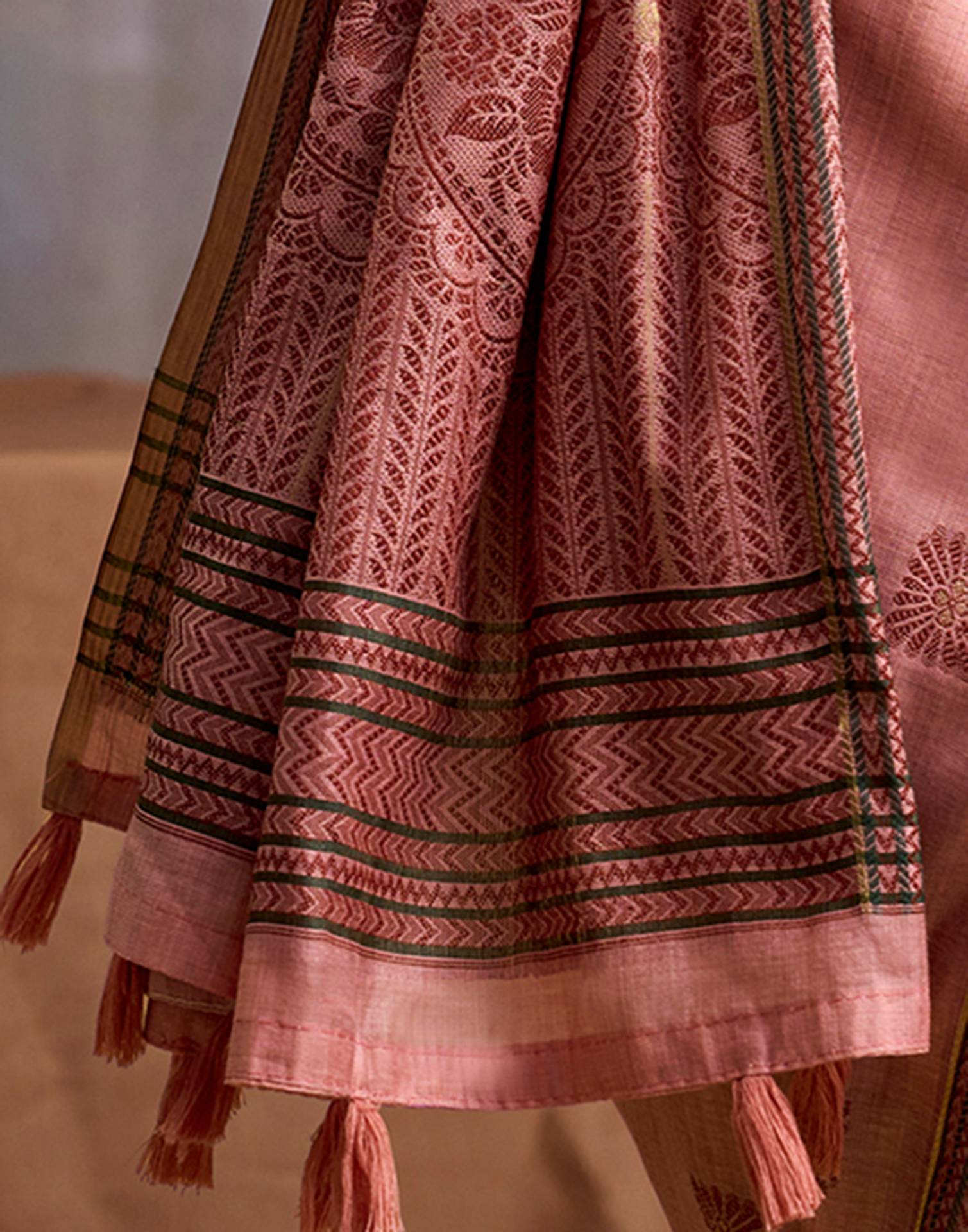 Peach Cotton Woven Saree